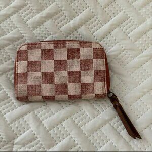 Universal Thread small wallet